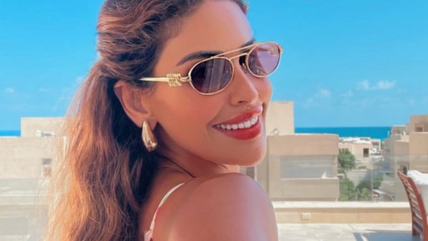 مي سليم تخطف الأنظار بإطلالة صيفية كاجوال