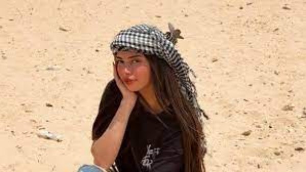 فتاة الواحات