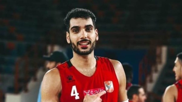 الأهلي يتوصل لاتفاق نهائي لتجديد تعاقد لاعب السلة إيهاب أمين