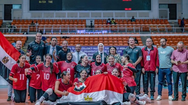 منتخب ناشئات الطائرة