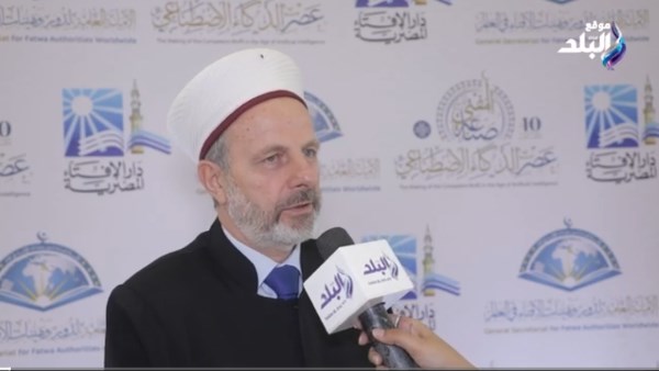 الدكتور يوشار شريف، أستاذ الفقه والشريعة الإسلامية في اليونان