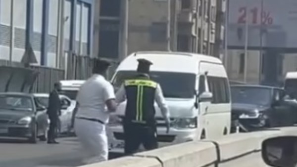 السيطرة على السائق اثناء محاولته الهرب