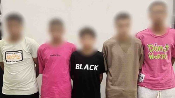 عاتبهم على معاكسة فتاة.. 5 أشخاص يعتدون على شاب بسلاح أبيض في الإسكندرية