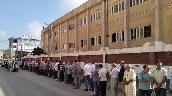 محافظ البحيرة