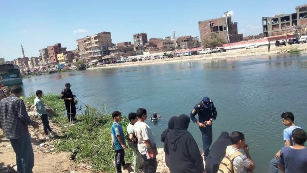 محافظ البحيرة