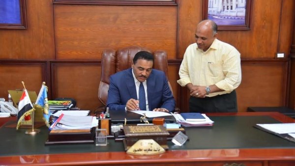 محافظ مطروح يعتمد المرحلة الثالثة لتنسيق القبول بمدارس التعليم الثانوى الفني