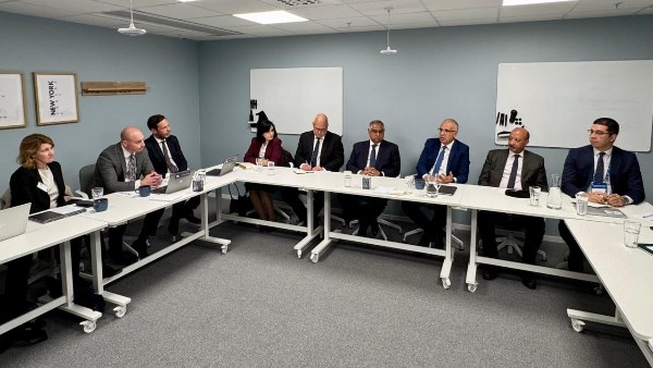 وزير الري يؤكد أهمية تبادل الخبرات مع مجلس الاستثمار السويدي للاستفادة من التكنولوجيا الحديثة