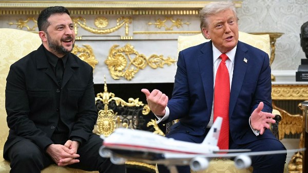 ترامب يعلق على ملابس زيلينسكي