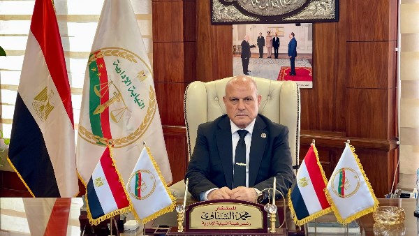 رئيس النيابة الإدارية يوجه غرفة عمليات الهيئة بمتابعة القضاة المشرفين في اليوم الثاني للتصويت بانتخابات الشيوخ   
