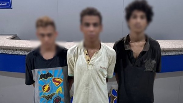ضربوهم وسرقوهم.. 3 بلطجية يفتعلون مشاجرة مع شخصين بالبساتين
