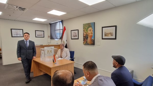 136 مقرًا انتخابيًا في 117 دولة خارج مصر يستقبلون الناخبين بجولة الإعادة بانتخابات الشيوخ 