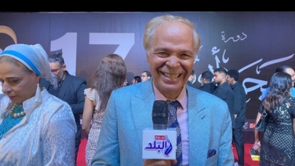 الفنان  محمود عامر 
