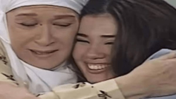 الفنانة رانيا فريد شوقي و الفنانة هدي سلطان 