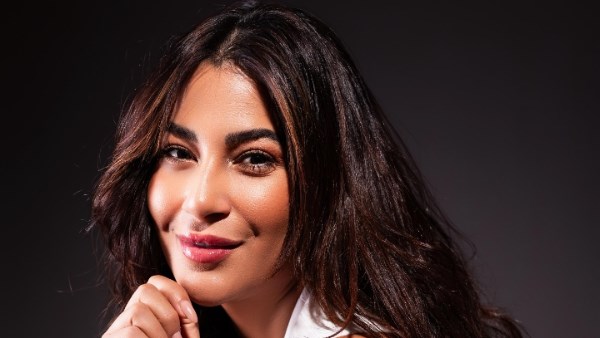 يسرا المسعودي ترفض التجميل وتفضّل البدائل الطبيعية للحفاظ على المظهر.. فيديو