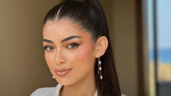 الفنانة ليلي أحمد زاهر 