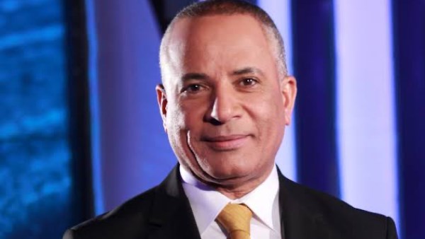 أحمد موسى يطالب باستمرار حملات ضبط محتوى السوشيال ميديا