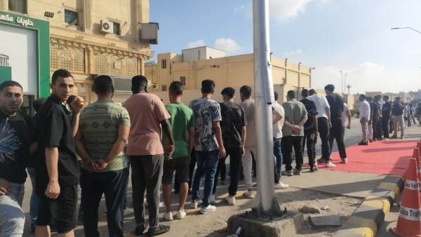 زحام أمام لجان مدينة نصر للمشاركة فى انتخابات الشيوخ 2025