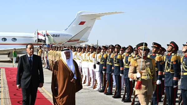 مدبولي وولي عهد البحرين 