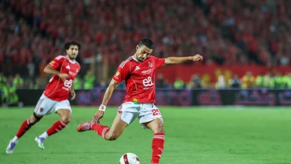 ستاد كامل العدد.. جماهير الزمالك توجه رسالة مؤثرة بـ قمة الأهلي