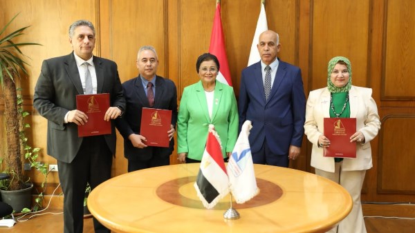 نائب وزير الصحة 