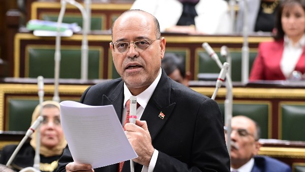 وزير العمل
