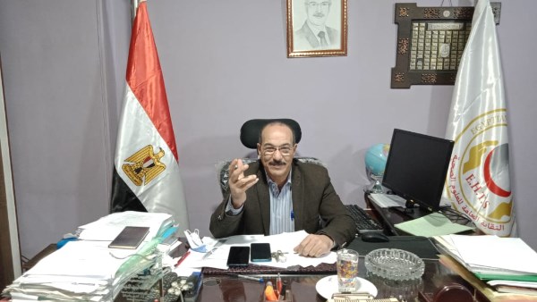 نقيب العلوم الصحية أحمد السيد الدبيكي 