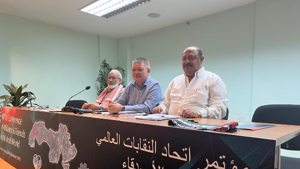 أشرف الدوكار رئيس النقابة العامة للعاملين بالنقل البري 