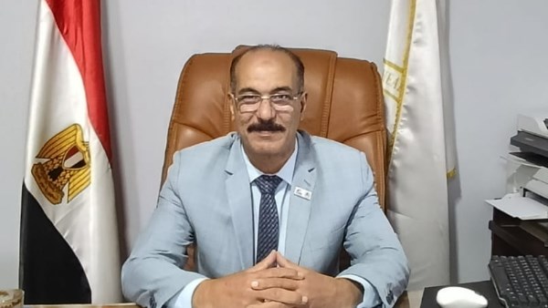 أحمد السيد الدبيكي النقيب العام للعلوم الصحية