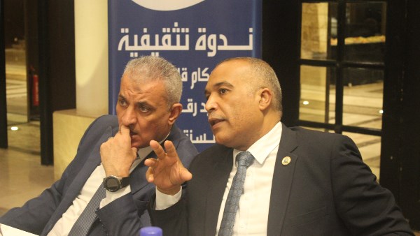عباس صابر رئيس النقابة العامة للعاملين بالبترول 