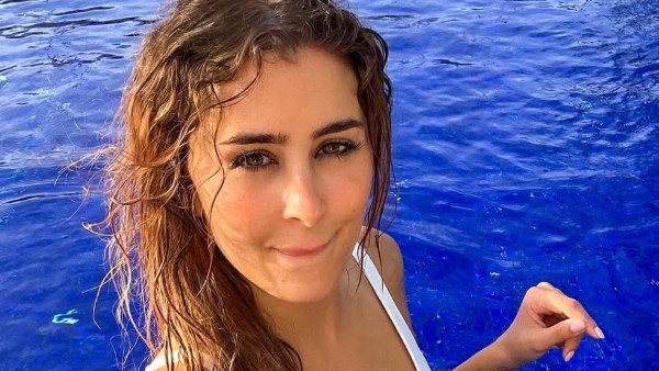 عائشة بن احمد 