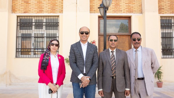 لجنة من المجلس الأعلى الجامعات الأهلية تتفقد إمكانات جامعة دمنهور الأهلية