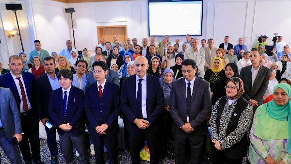 تدريب المعلمين والموجهين على منصة مادة البرمجة 