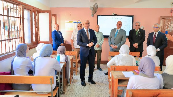 جولة وزير التربية والتعليم اليوم