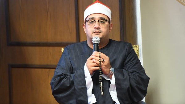 الشيخ محمود الشحات أنور