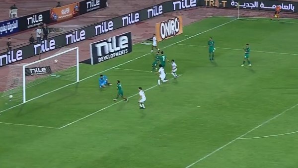 صورة من الهدف