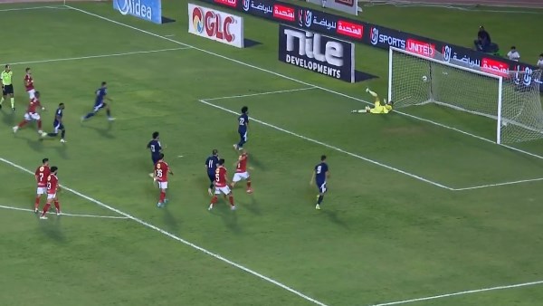 ركلة جزاء.. أحمد العجوز يسجل هدف التعادل لإنبي في مرمى الأهلي بالدوري