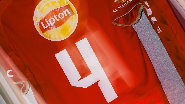 صورة من القمصان