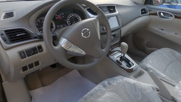 نيسان سنترا 
