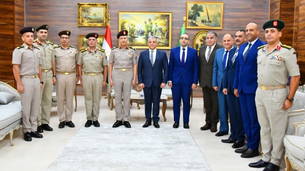 إدارة الإشارة للقوات المسلحة توقع بروتوكول تعاون مع محافظة الإسماعيلية لتقديم خدمات  الشبكة الوطنية للطوارئ والسلامة العامة