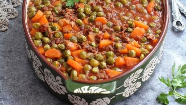 طريقة عمل البسلة بالجزر خطوة بخطوة