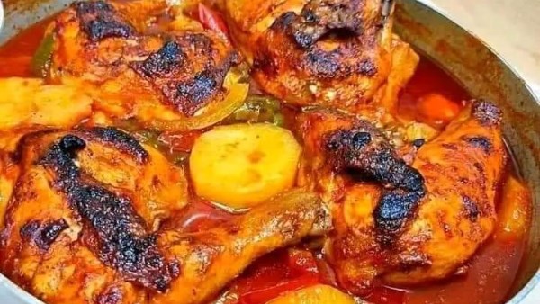 طريقة عمل صينية البطاطس بالفراخ