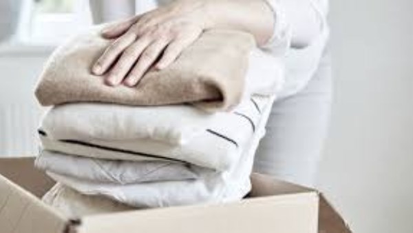 التصدق بالأغطية والملابس الثقيلة من التكافل الذي حث عليه الشرع