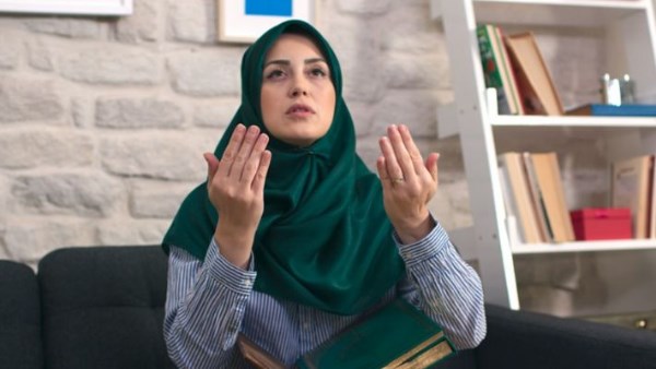 دعاء المولد النبوى لزوجي.. إليك أجمل الأدعية ردديها الآن