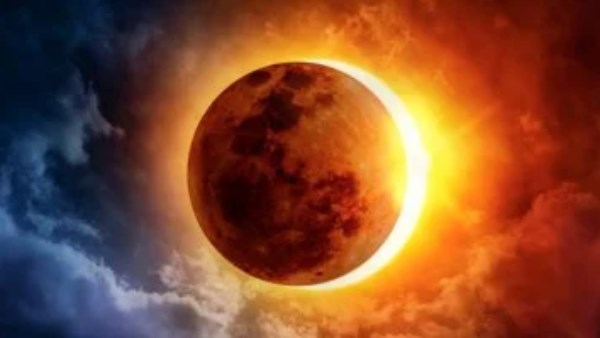 حكم صلاتي الكسوف والخسوف وكيفية أدائهما