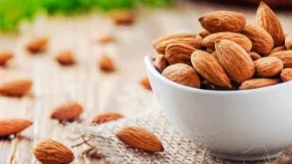 فوائد اللوز الصحية