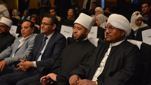 صدى وزير الأوقاف الأسبق بالسودان بجوار الدكتور أسامة الأزهري صدى وزير الأوقاف الأسبق بالسودان بجوار الدكتور أسامة الأزهري