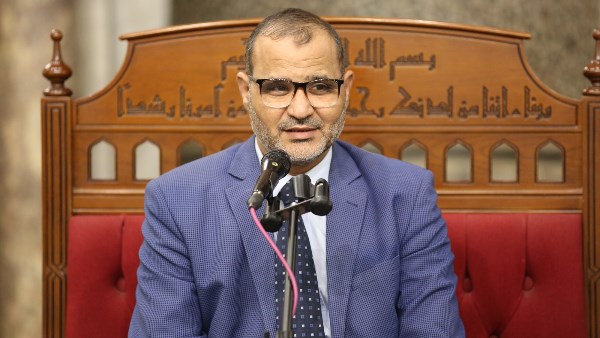الدكتور نادي عبد الله الدكتور نادي عبد الله