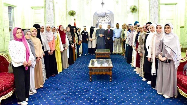 الأعلى للشئون الإسلامية ينظم المعسكر الأول لطالبات جامعة الأزهر