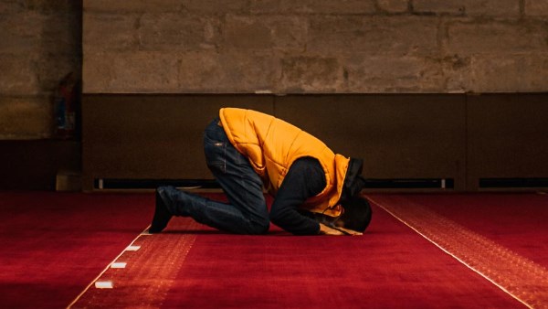 اليقين بالله