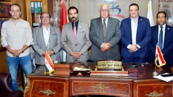 حزب "مصر المستقبل"،